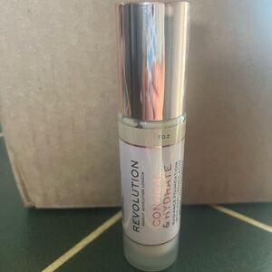 Revolution Cream Concealer Hydrating Formula F02 medium